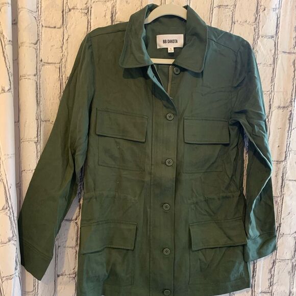 BB Dakota Long Sleeves Olive Green Jacket NWT - Picture 1 of 9